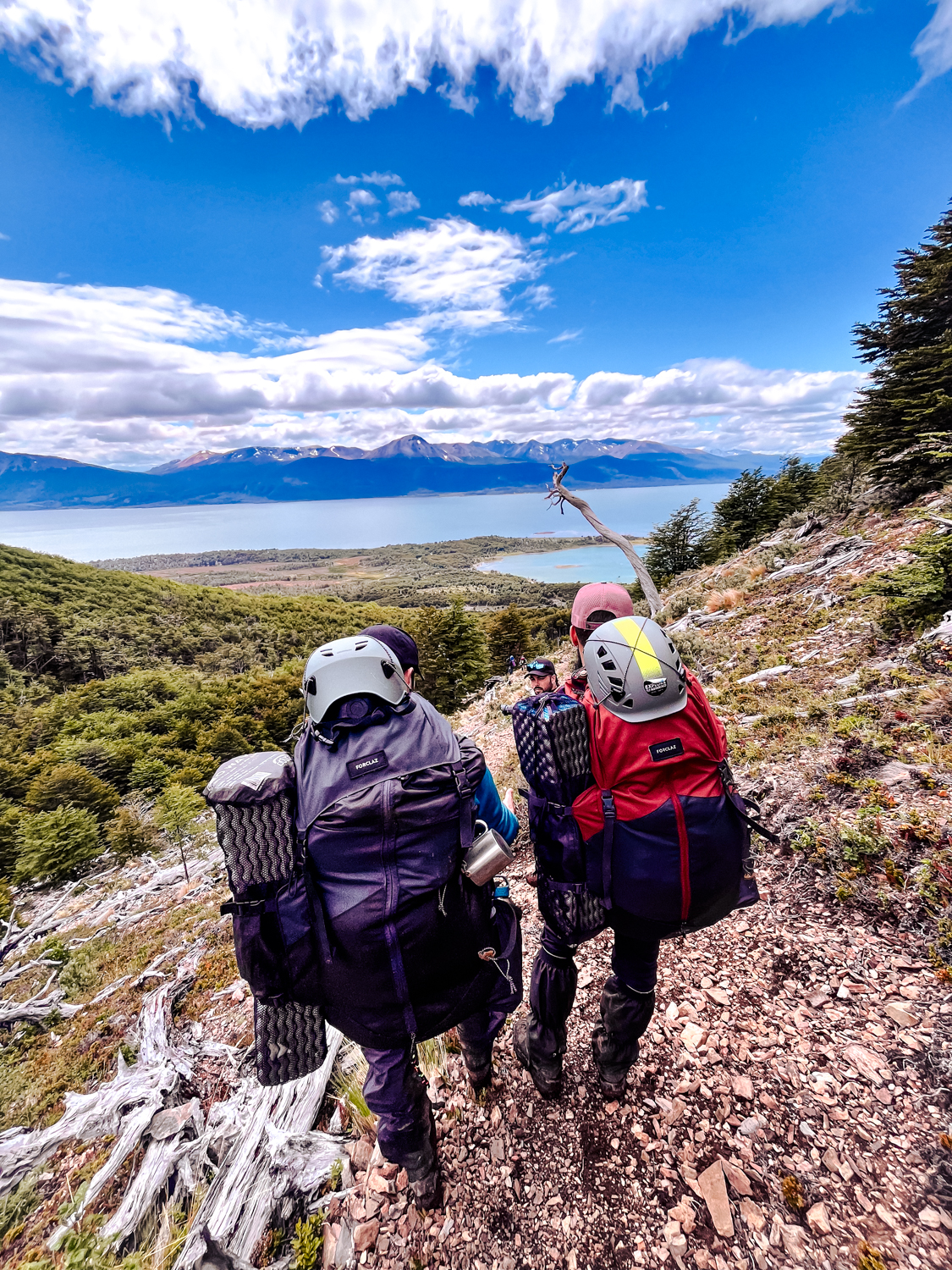 Travesía Fin del Mundo Trekking Dientes de Navarino Viaje en grupo a Patagonia