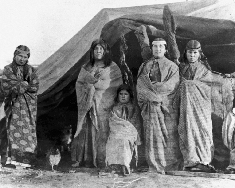 Familia Tehuelche. Fotogragía histórica. Pueblos originarios de América